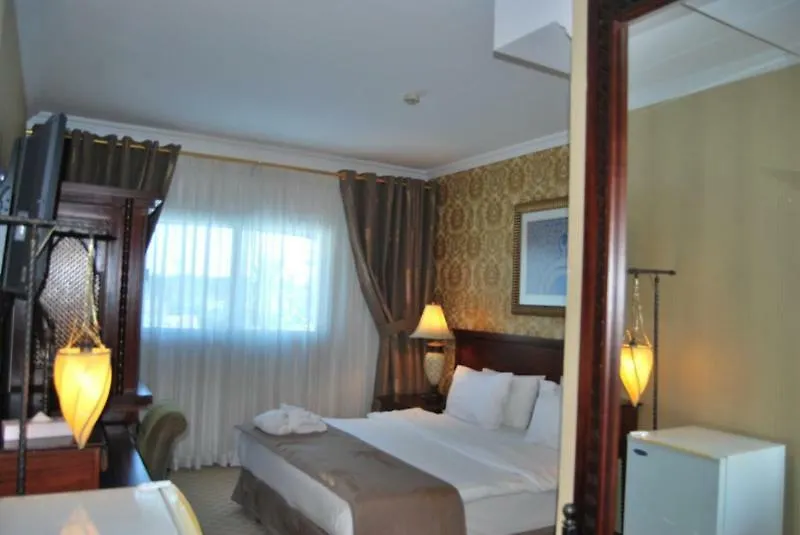 Sharjah International Airport Hotel 2*,  United Arab Emirates